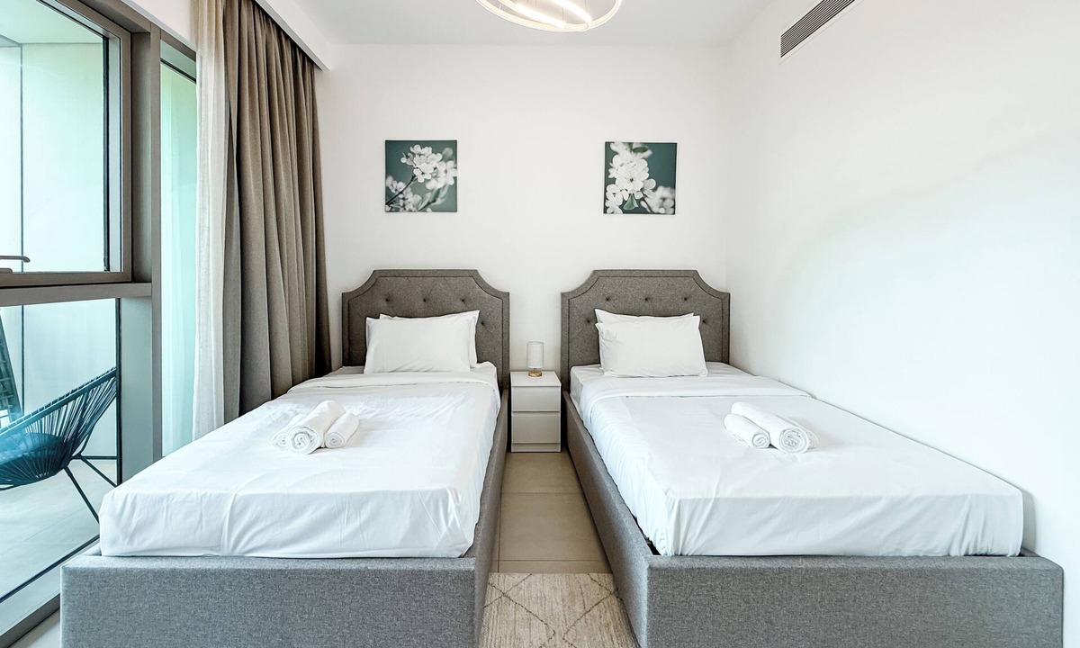 Za'abeel 2 Apartment | Zinnia 2BHK By Downtown Burj Khalifa View