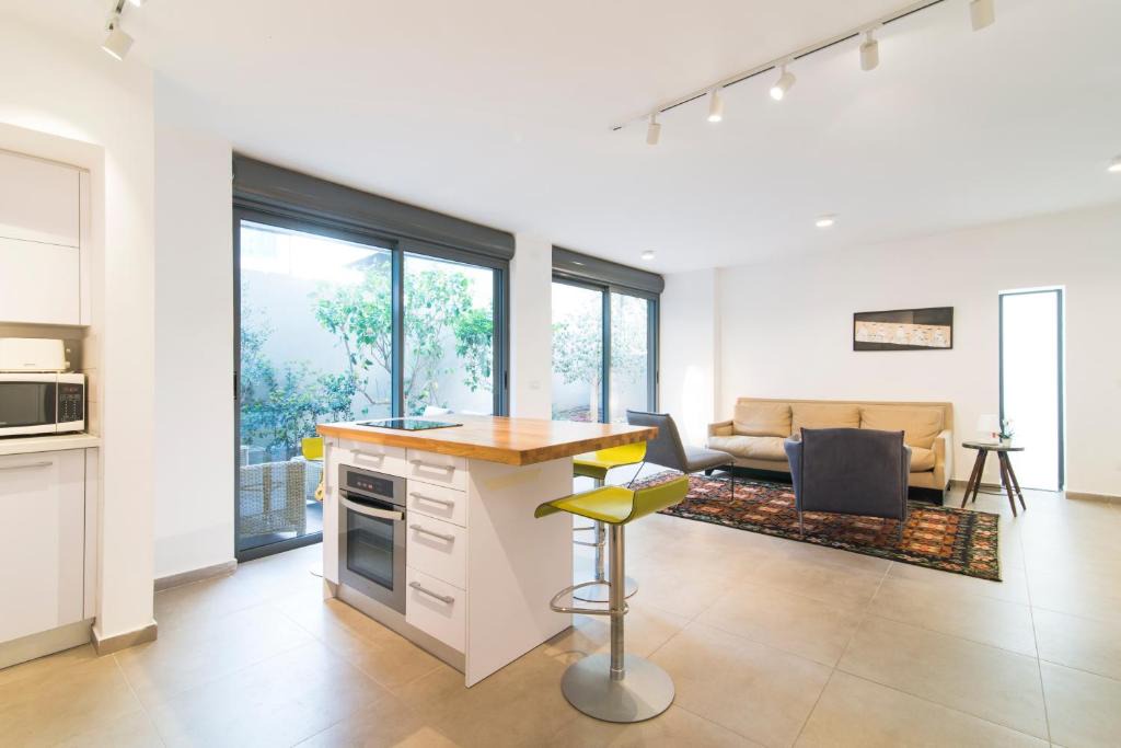 Tel Aviv Apartment | Ziv Apartments- Hovevei Tsiyon 5