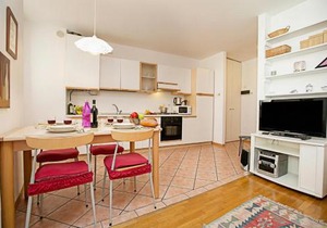 Appartamento Centro Storico Riva 2 - Happy Rentals in Riva del Garda