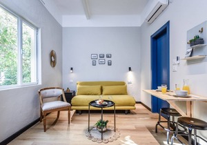 Brand New Bauhaus Living with Roof Top 24