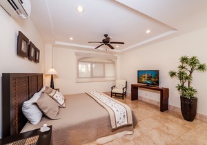 Crystal Sands, Luxury Living on the white Sands of Playa Langosta in Tamarindo
