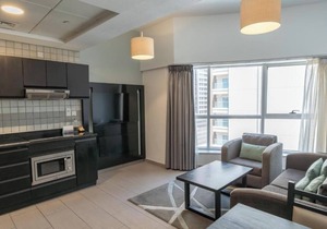 Deluxe 1 Bedroom Apartment Near Internet Metro Ac