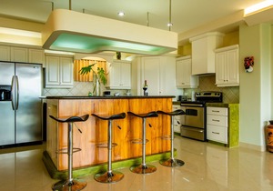 LARGE BEAUTIFUL CONDO SUITE 2B/2B IN LAKE ARENAL