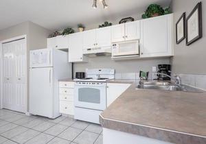 Paradise Canyon Golf Resort - Luxury Condo M405 in Lethbridge