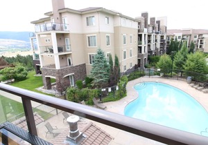 Pool And Golf Course Views-1621 in Kelowna