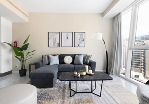 Silkhaus contemporary 1BDR in Business Bay, pool & gym access