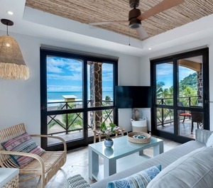 Bahia Encantada 