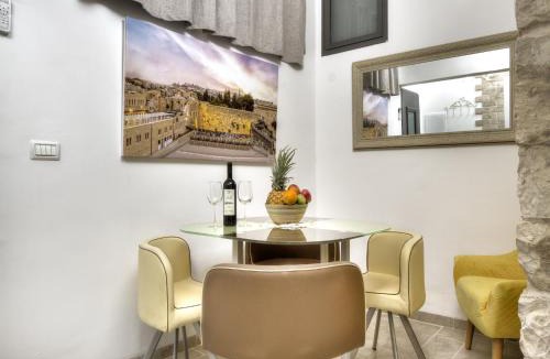 Safed Old City Villa | אצולת הכיכר a