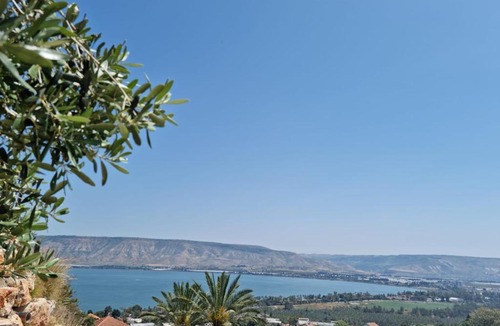 Kinneret Apartment | אצל דניאל במושבה - 2 צימרים מושלמים עם נוף לכינרת