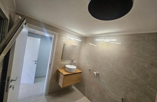 Hazon Apartment | באוירה יהודית
