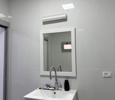 Beit She'an Apartment | בוטיק המשי