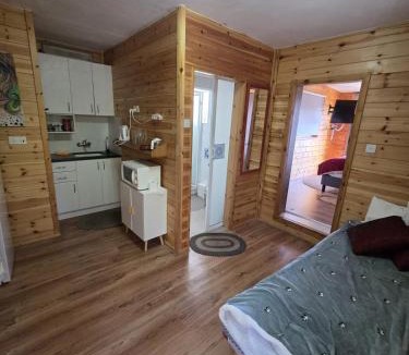 Metula Apartment | בין עצי הדובדבן - צימר 2 - נחל עיון