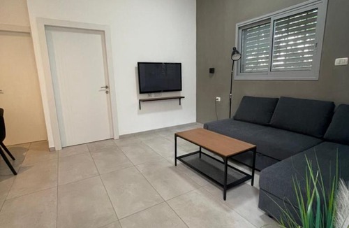 Emek HaMaayanot Apartment | בית בעמק בעיצוב מודרני וחמים