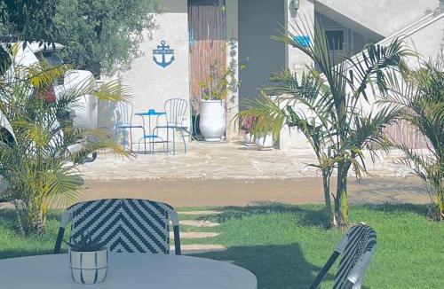 Dor Cabin | בלקוני לחוף דור