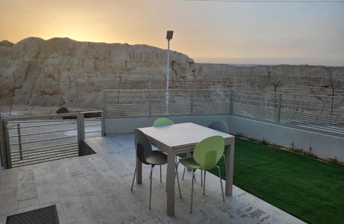 Ein Tamar Apartment | בצל ההר