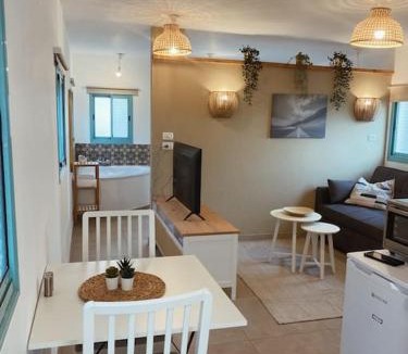 Eliad House | בקתה במטע בגולן