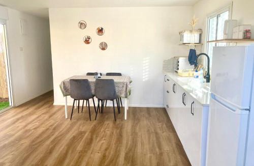Giv'at Yo'av Apartment | בקתה 512- אירוח בדרום הגולן