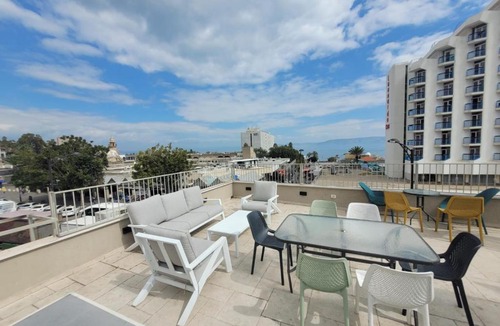 Tiberias Old City Apartment | דירת הטיילת טבריה- גג פרטי!