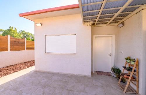 Shadmot Dvora Apartment | דירת נופש מרחבים Merhavim Villa