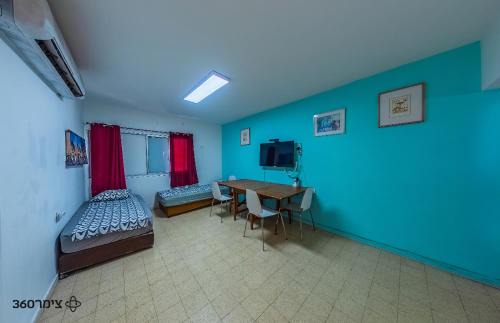 Neve Zohar House | דירת נופש פרטית private flat low budget