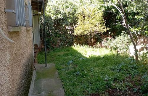 Safed Apartment | דירת נופש צימר אירוח בצפת צפון קרוב למקווה ורשבי