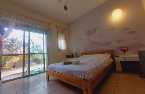 Gonen House | הממלכה הקסומה של מאיה ושלושת הפיות