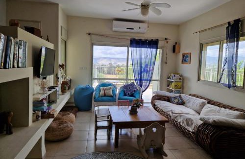 Gonen House | הממלכה הקסומה של מאיה ושלושת הפיות