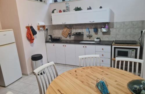 HaZore'a Apartment | המקום של אמי Emmys Place