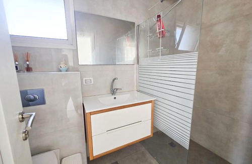 Mateh Asher Apartment | המקום של אסי - Assi's place