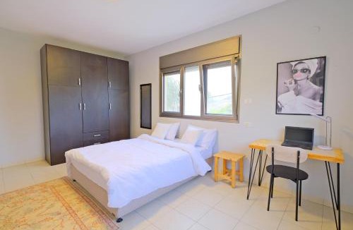 Kfar Tavor Apartment | הפינה של ציפי ועופר- עם ממד בחצר