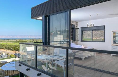 Migdal Villa | וילאה- וילות מושלמות למשפחות עם בריכות פרטיות מחוממות ליד הכנרת