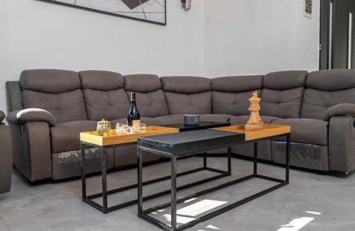 Kefar Hananya Villa | וילה בראשית - וילה מהממת עם בריכה פרטית מחוממת