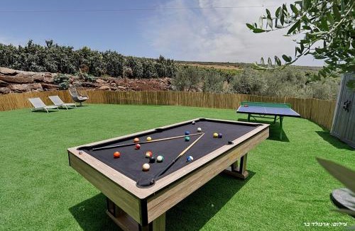 Migdal Villa | וילה ג'נסיס בוטיק -וילה מהממת עם בריכה פרטית מחוממת מקורה