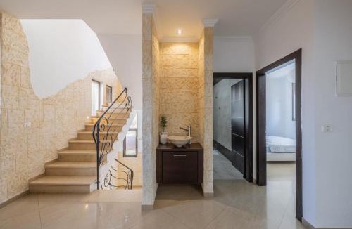Netanya Villa | וילה הריביירה