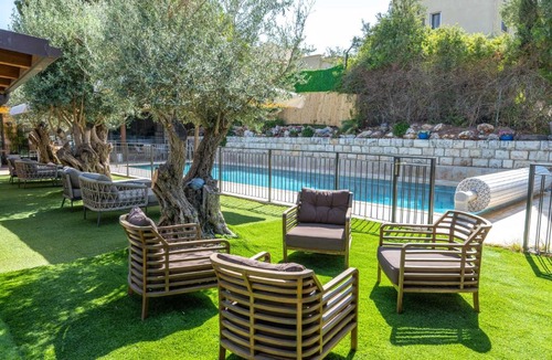 Rosh Pinna Apartment | וילה ואמוס - Villa vamos - וילה מדהימה עם בריכה פרטית וג'קוזי