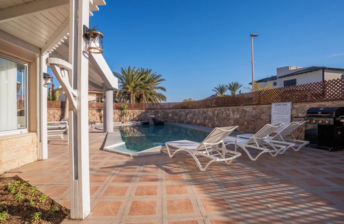 Eilat Villa | וילה מדהימה באילת – 5 דקות הליכה מהחוף!n Villa in Eilat – 5 min to the beach! 🏖