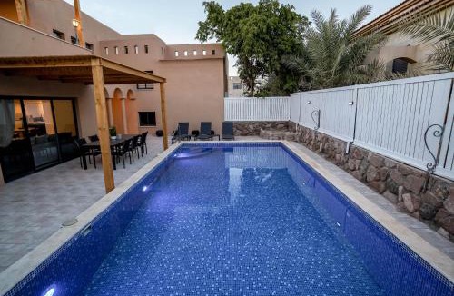 Eilat Villa | וילה רוני בריכה מחוממת Villa Roni Heated pool