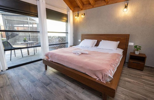 Beit Jann Cabin | וינטאג' וויליג' - כפר נופש מהמם עם בריכה מחוממת מקורה וג'קוזי אירוח דרוזי