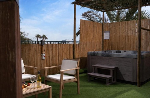 Eilat Apartment | זנזיבר של רשת Stay - דירת גן מהממת עם 2 חדרי שינה וג'קוזי ספא