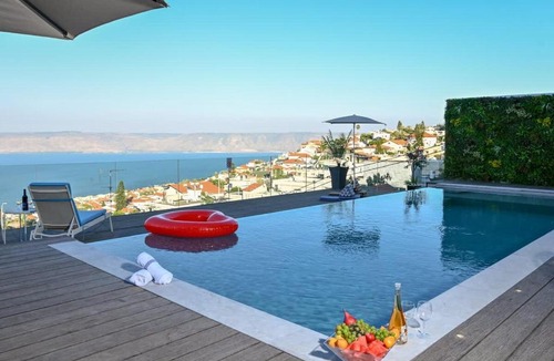 Tiberias Villa | חופש יהונתן-וילה סלביא עם נוף מטורף בריכה פרטית Hofesh Yehonatan Villa Selavi