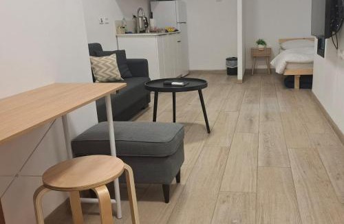 Qiryat Shemona Apartment | יחידת אירוח אור בזלת