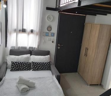 Tiberias Old City Apartment | יחידת אירוח בבית ורדי