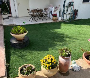 Qiryat Shemona Apartment | יחידת דיור חדשה עם גינה ומקלט - היחידה בגליל
