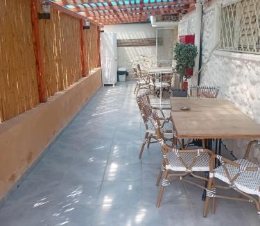Neve Zohar Cabin | ים המלח פלא עולמי