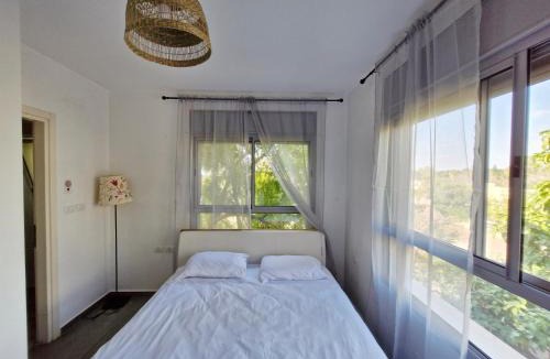 Lehavot HaBashan Apartment | ירדינון