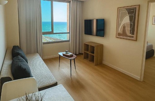 Haifa Apartment | מגדל אלמוג חיפה - דירות "בלו ביץ'" על הים
