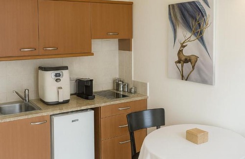 Haifa Apartment | מגדל אלמוג חיפה - דירות "בלו ביץ'" על הים