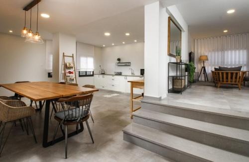 Elkosh Villa | מטע וכרם