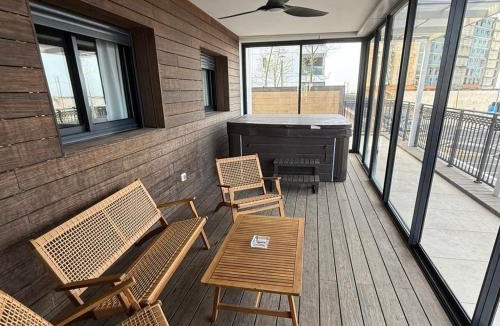 Netanya Apartment | מתחם שמיים ותכלת נתניה