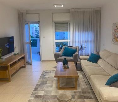 Rishon LeTsiyon Apartment | סאל פאי תפוחים